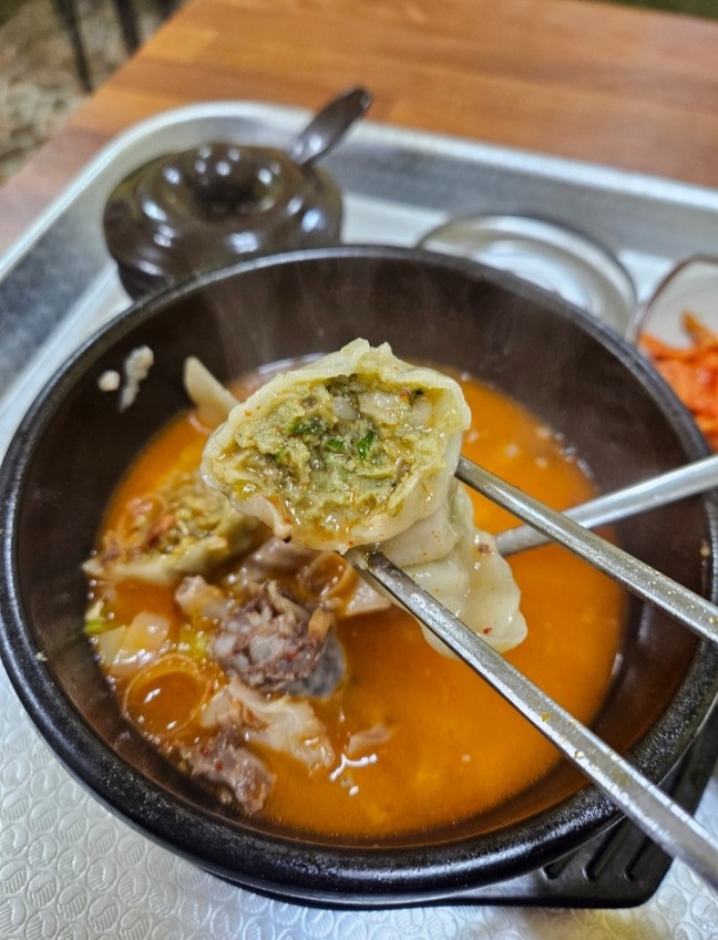 한끼 국밥 이미지