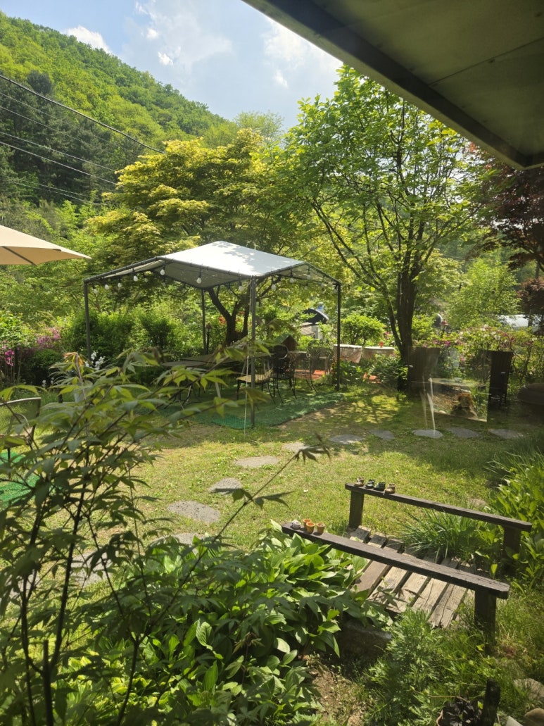차뜨락 이미지