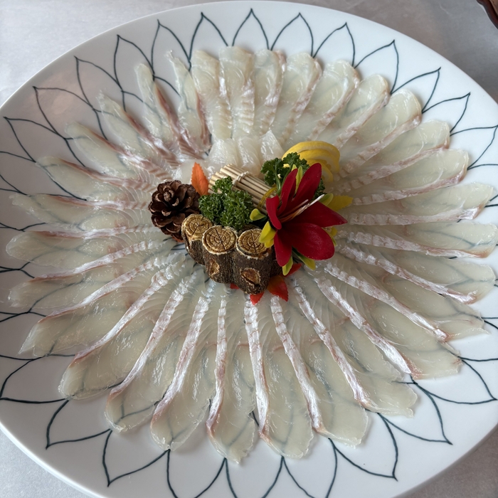 강변횟집 이미지