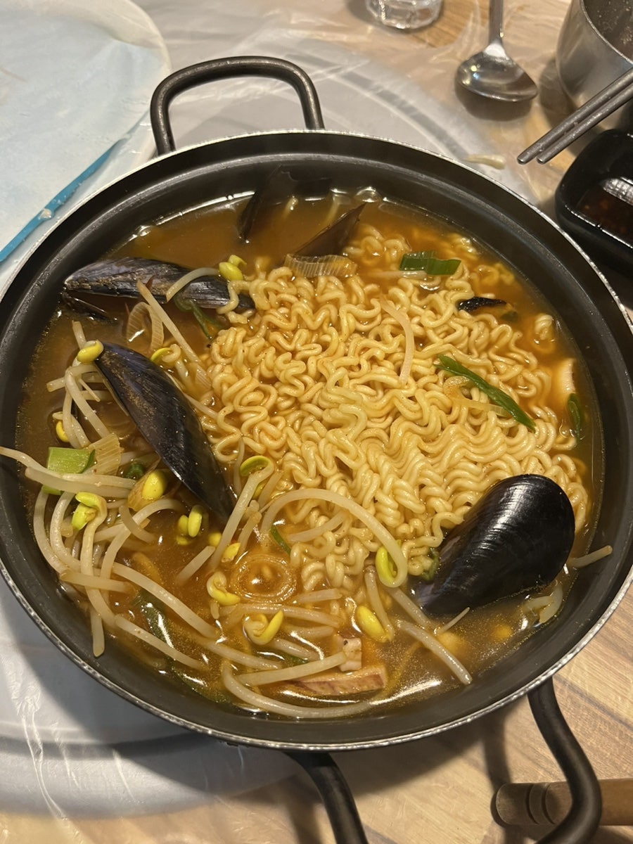 부엉이횟집 이미지