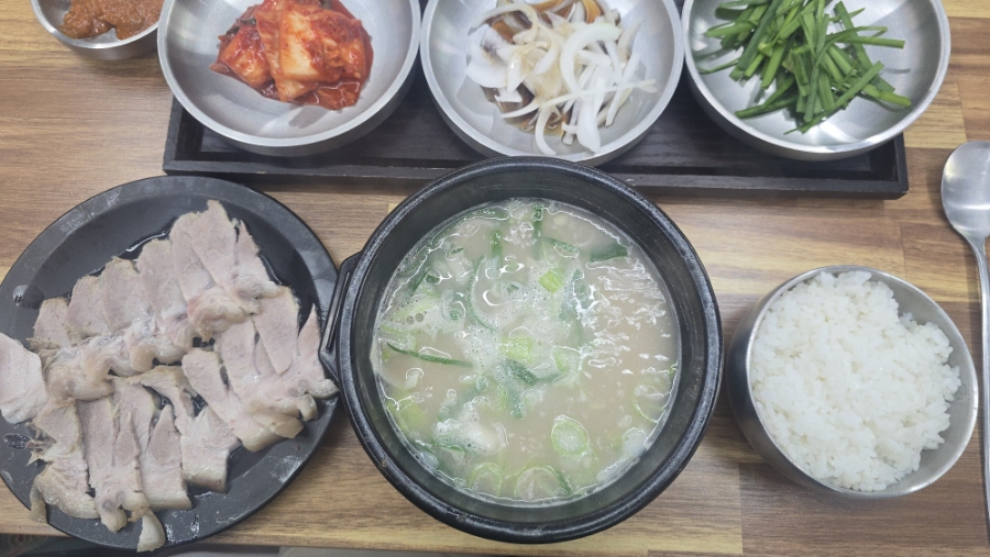 수림국밥 이미지