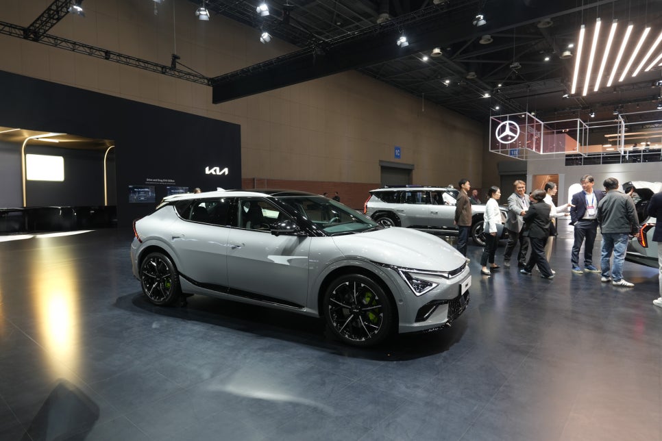 2025 기아 EV5 전기차, "국내출시가격은 어스트림+인기옵션3개+보조금  5천만원?" 이미지 4