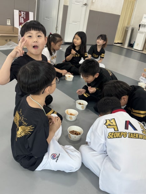 엄지분식식당 이미지
