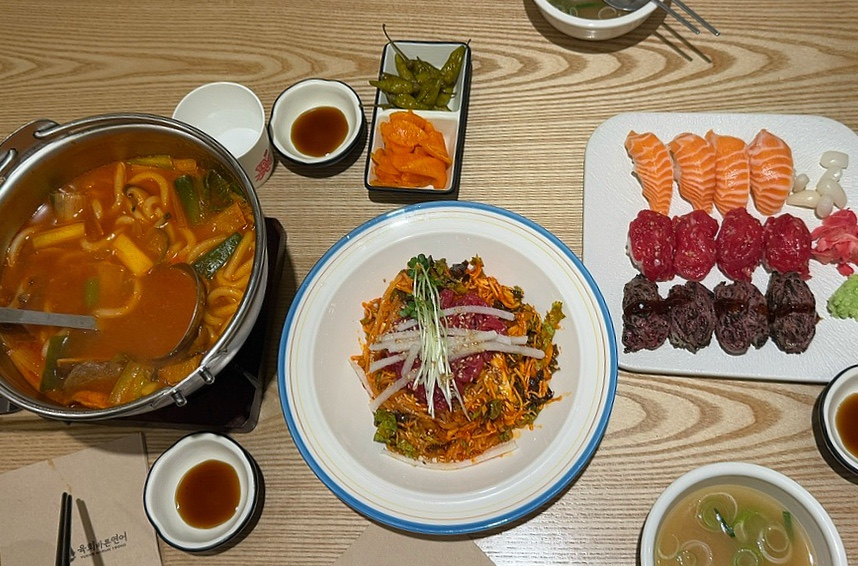육회바른연어고양원당점 이미지