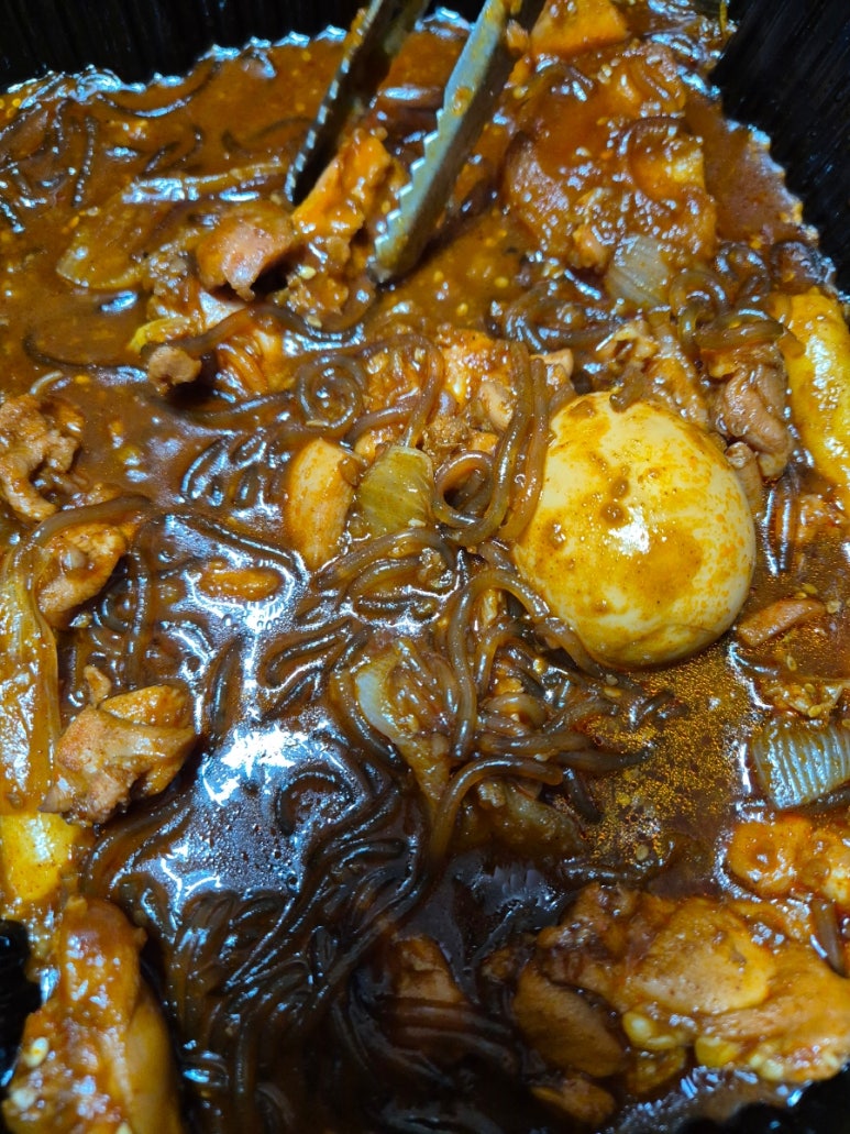 다미로찜닭 이미지