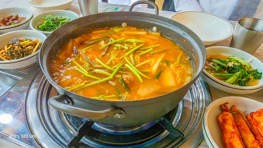 홍기와식당 이미지