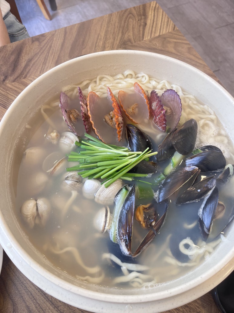 황산칼국수 이미지
