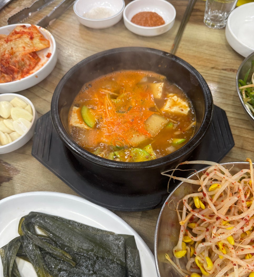 신성정육식당&김치찌개 이미지