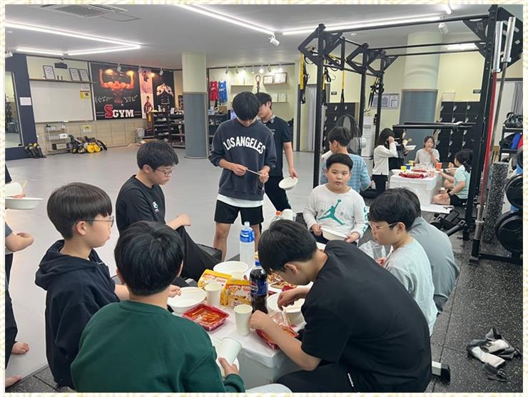 더에스짐 이미지
