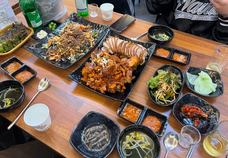 일순이네왕족발 이미지