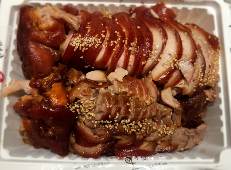 가장맛있는족발충주 이미지