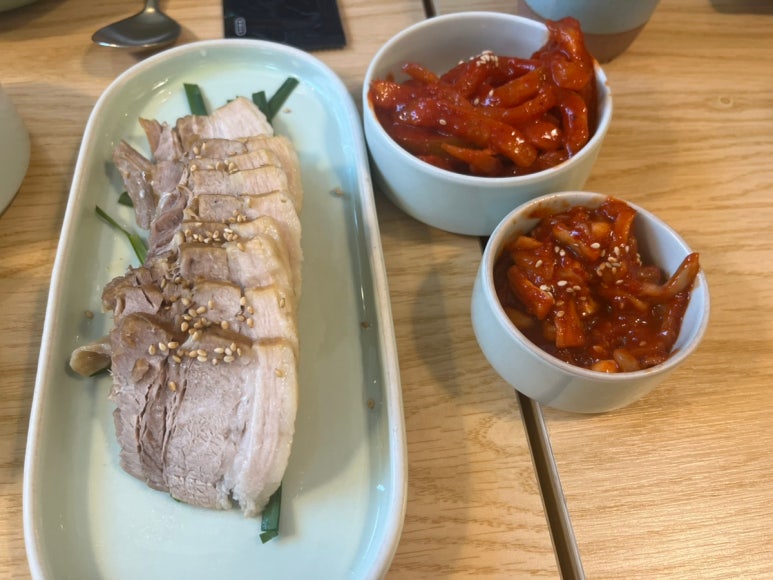 백합칼국수 & 보쌈 이미지