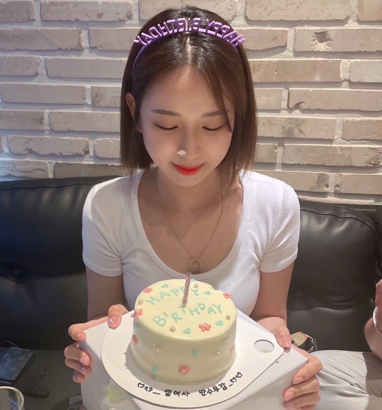리브잇투미케이크 이미지