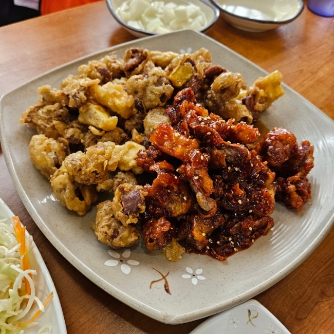 찜이닭똥집 이미지