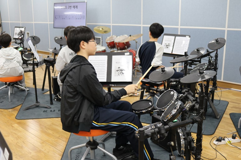 진주제일중학교 이미지