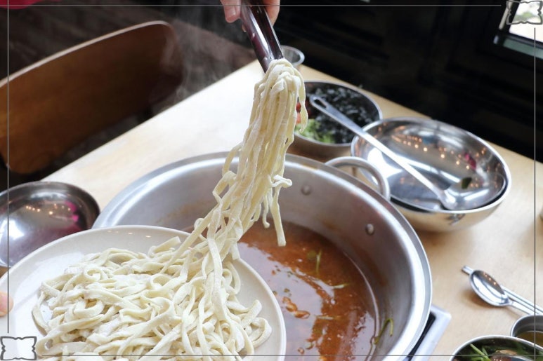 이런칼국수가 이미지