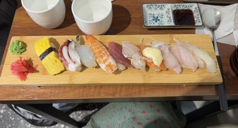 껄껄상사 이미지