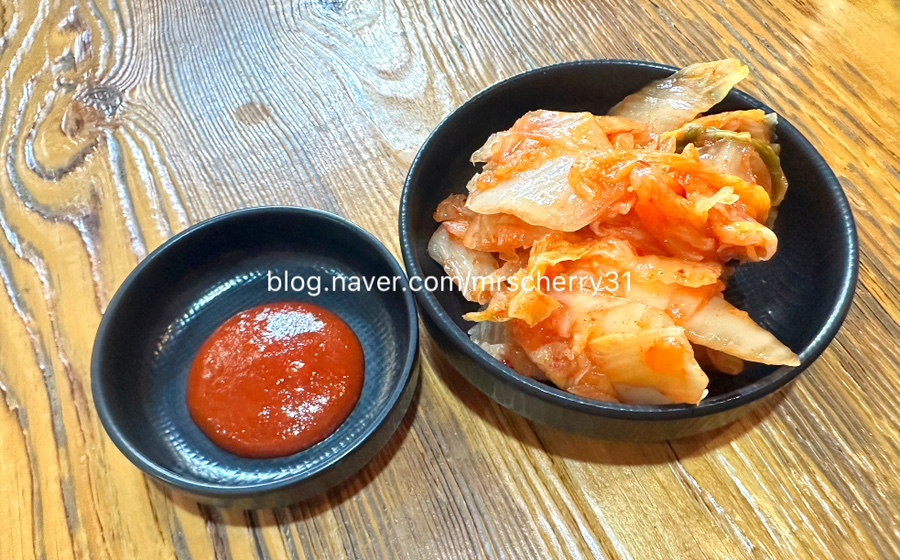 국수먹는꼴뚜기 이미지