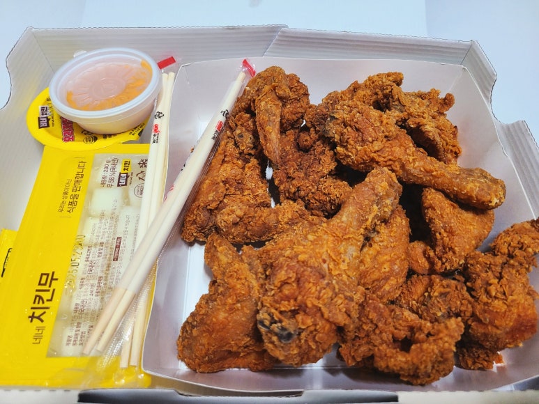 네네치킨 숙대점 사진 7