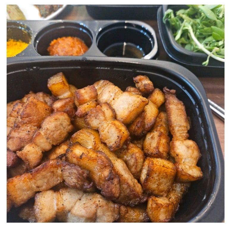 고기굽는아저씨 이미지