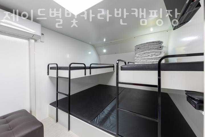 제이드별빛카라반 캠핑장 이미지