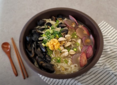 대왕칼국수 이미지