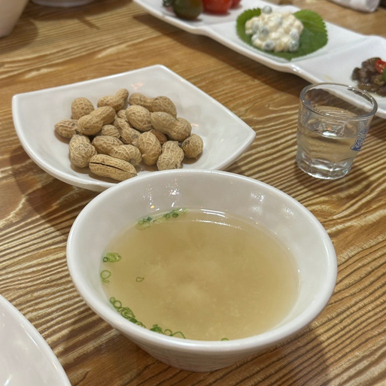 준이네한치모밀 이미지