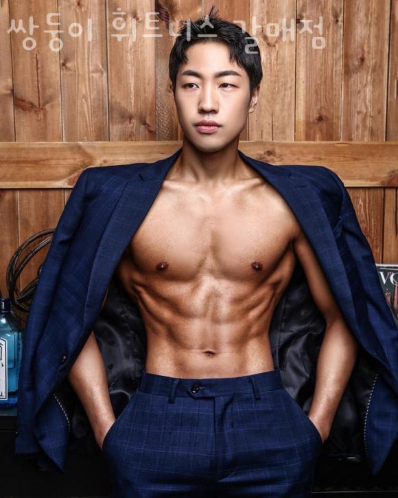 쌍둥이휘트니스 이미지
