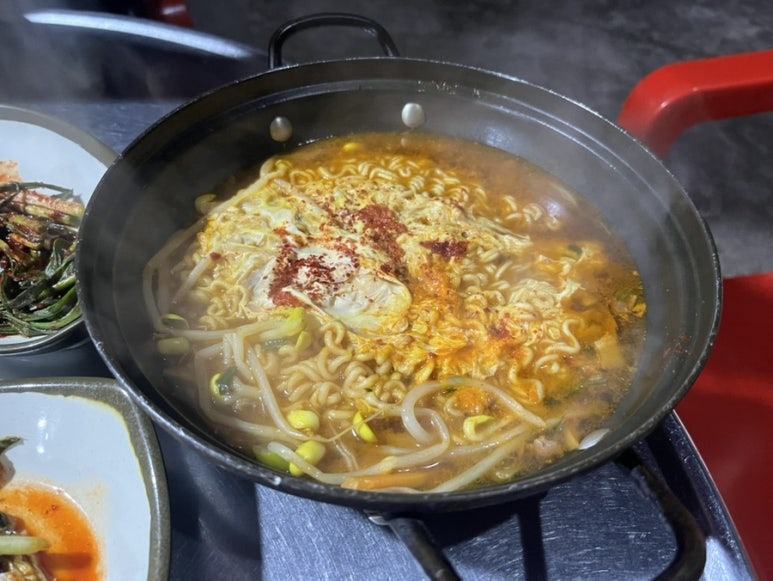 탄탄탄식당 이미지