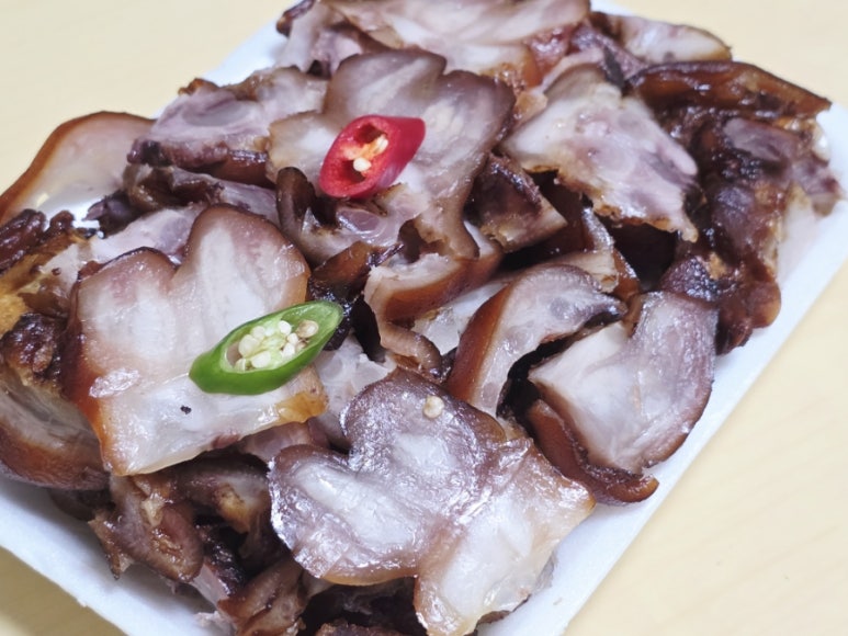 서남놀부왕족발 이미지