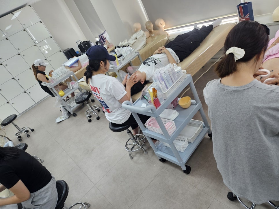 케이비에스아트비전미용학원 이미지