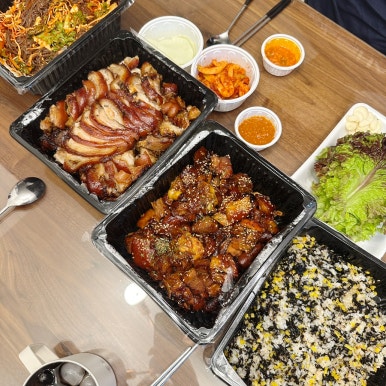 화덕에구운쑈유족발 이미지