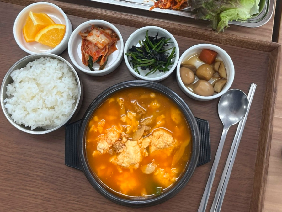 동문한식뷔페 이미지