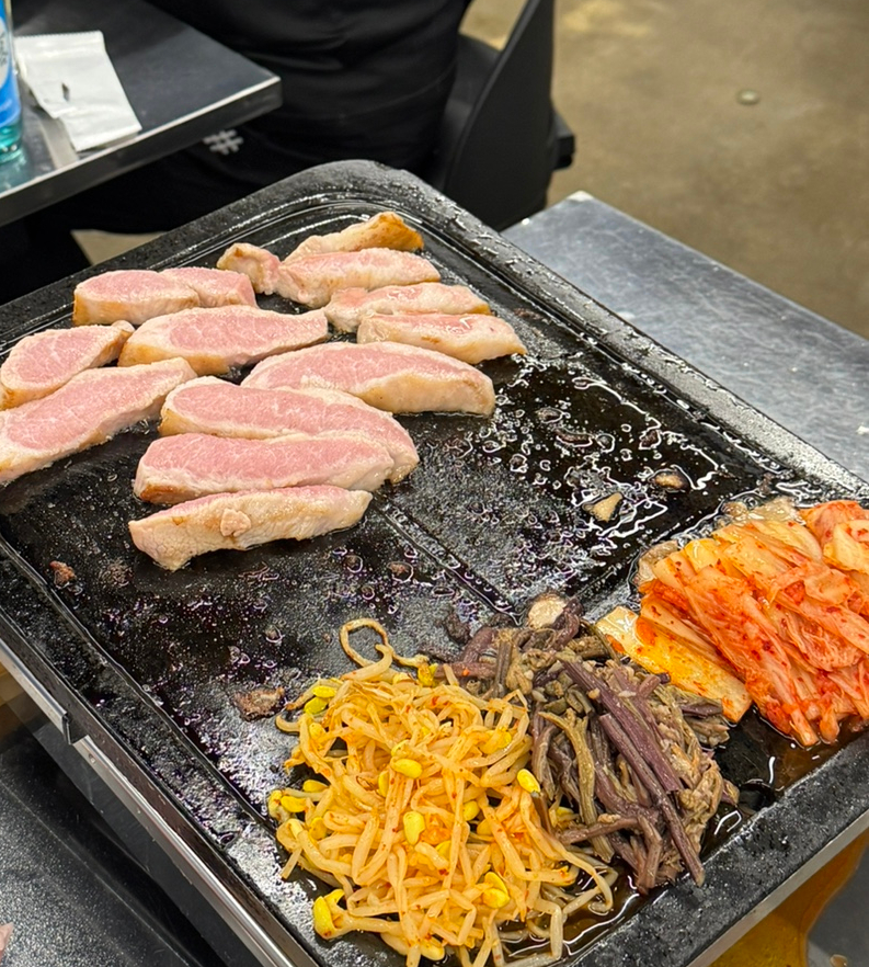 돈돌집 이미지