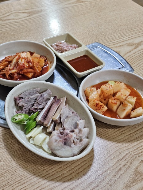 황토방뼈해장국 이미지
