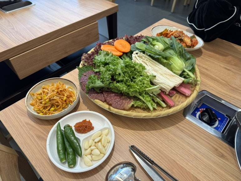 김농부의 대패쌈밥 이미지