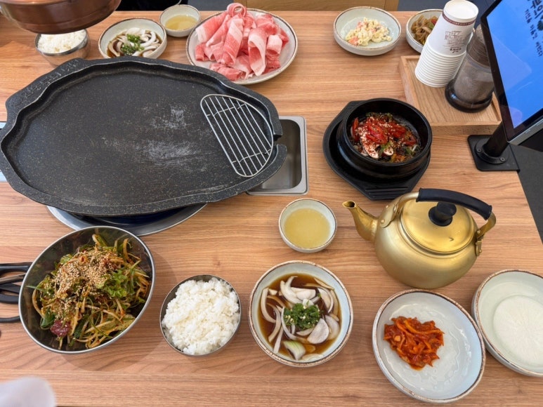 김농부의 대패쌈밥 이미지