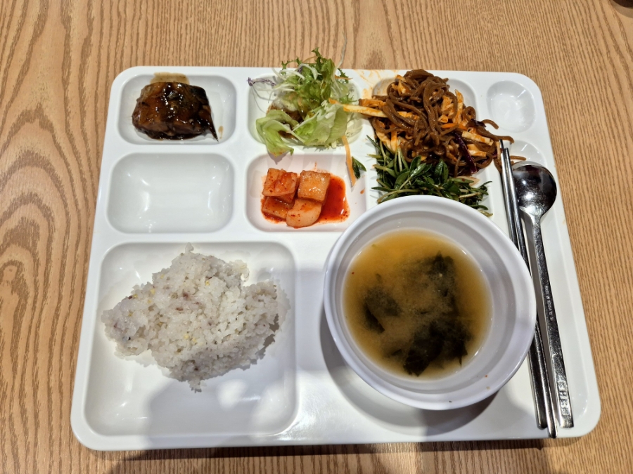 식사 이미지