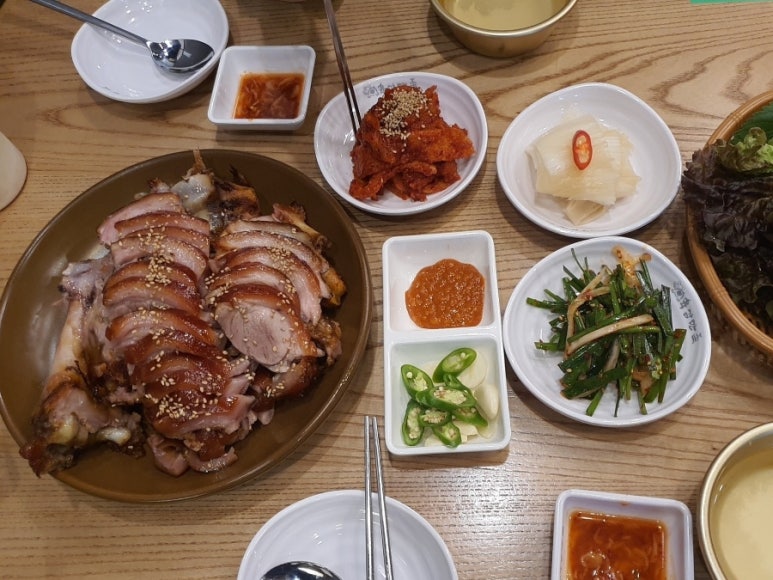 다옴족발 이미지