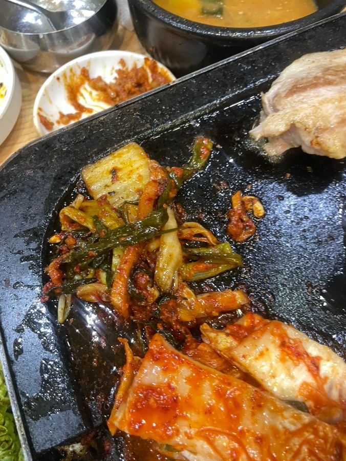 자연석돌구이생삼겹살한우 이미지