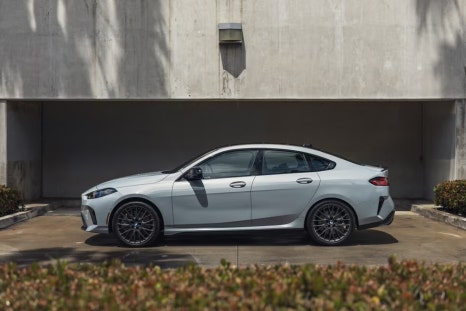 2025 BMW M235 xDrive 그란 쿠페 "국내 경쟁자는 현대 아반떼N이라고?" 이미지 8