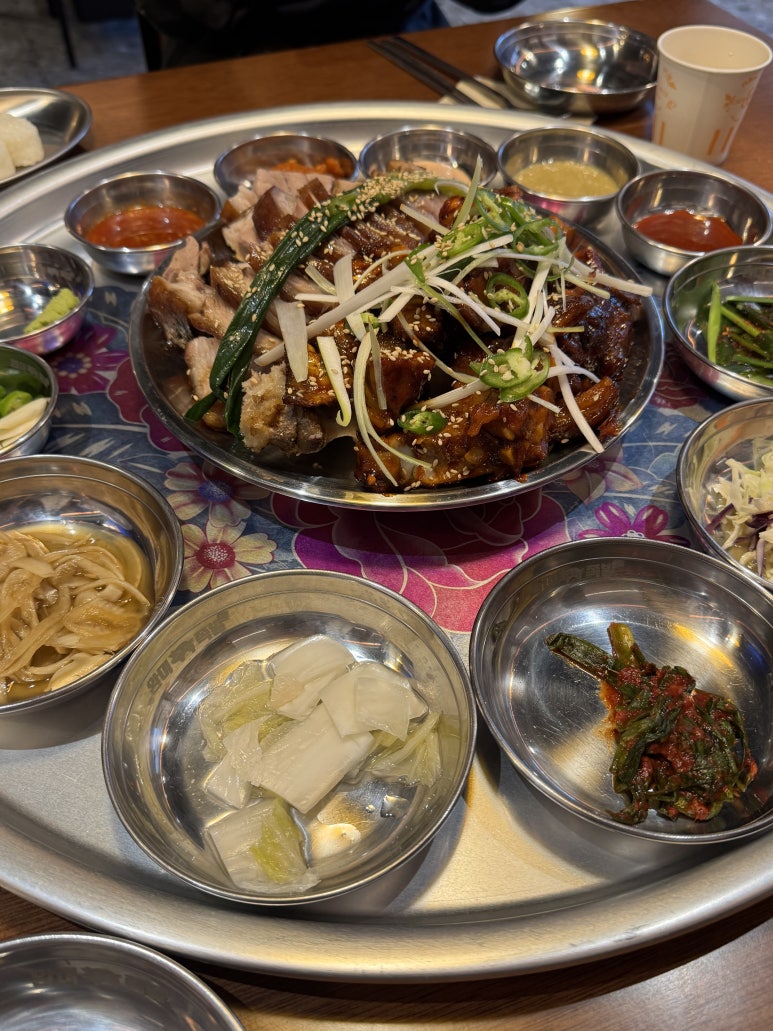 완미족발영주가흥점 이미지