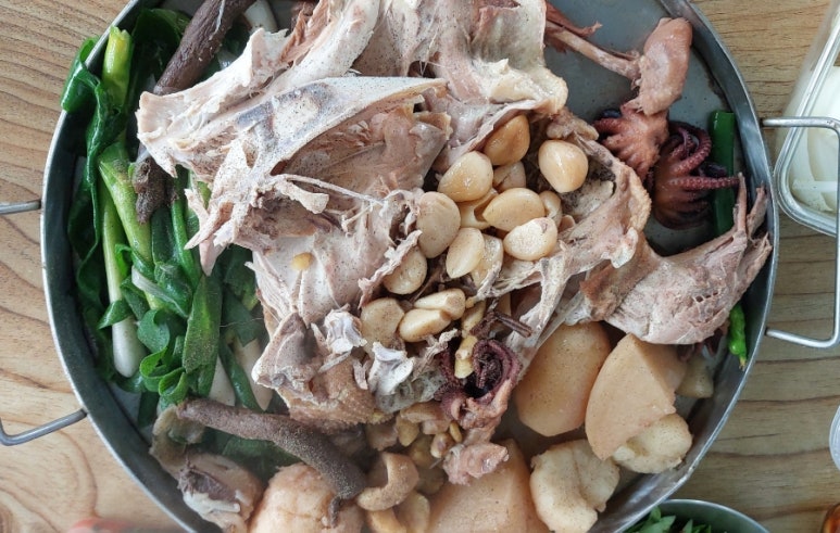 朴칼국수 이미지