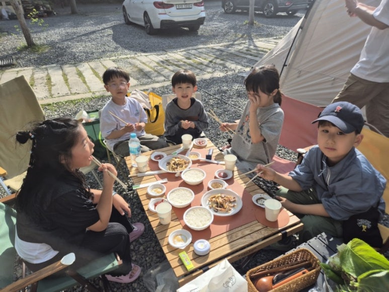 드래곤오토캠핑장 이미지