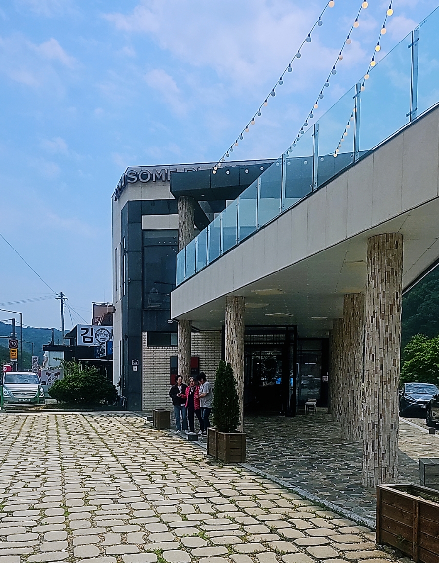투썸플레이스 화순도곡점 이미지
