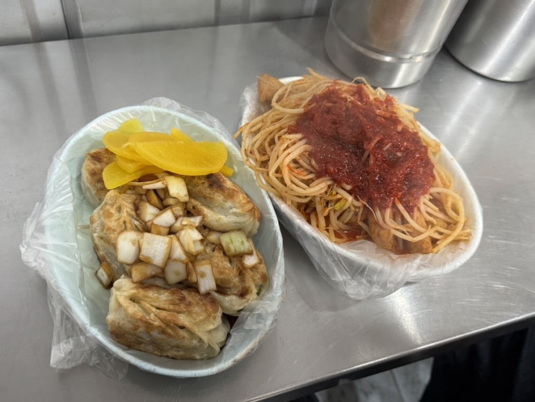 고향만두칼국수 이미지