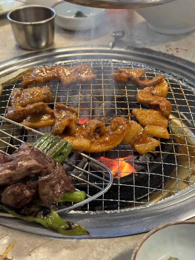돼지나무 사랑걸렸네 이미지