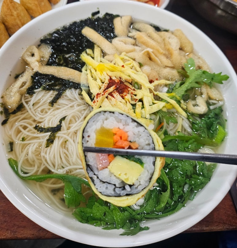 옛날우동잔치국수 이미지
