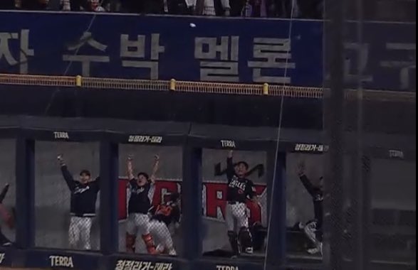 오랜만이닭 이미지