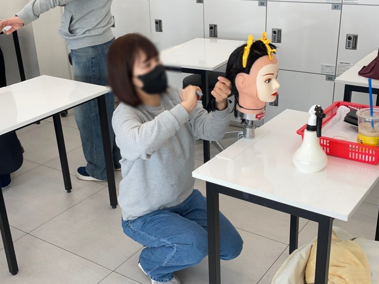 남성헤어커트전문학원 이미지